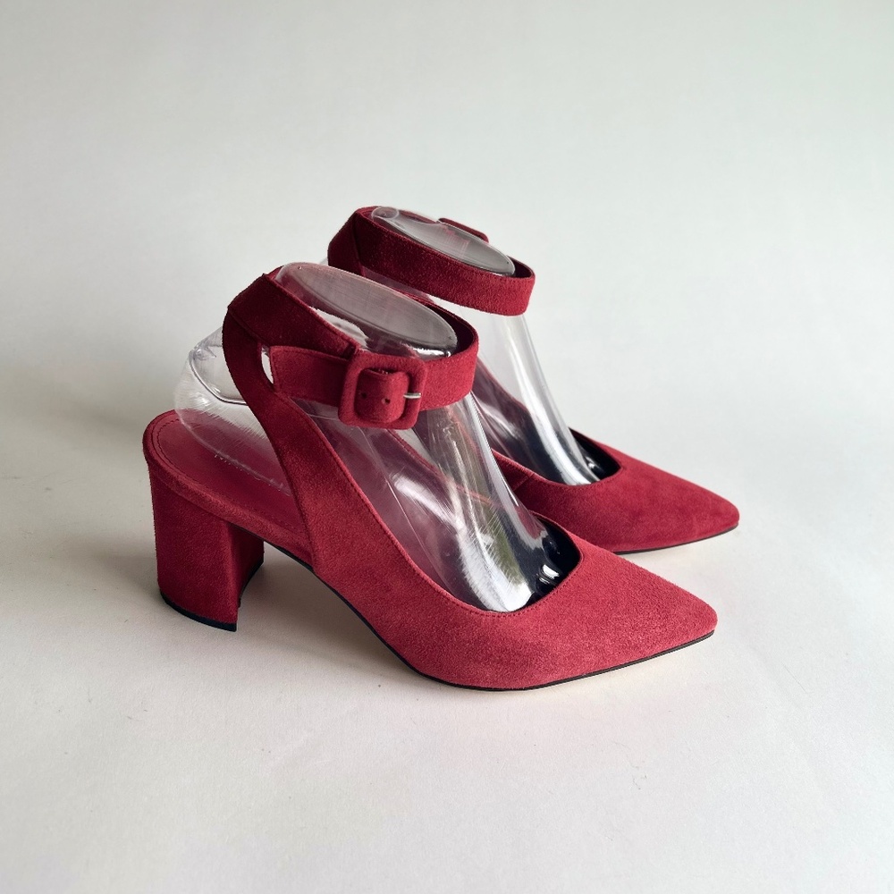 Marc Fisher Raspberry Suede Genuine Leather Point Toe Ankle Strap Heels size 8